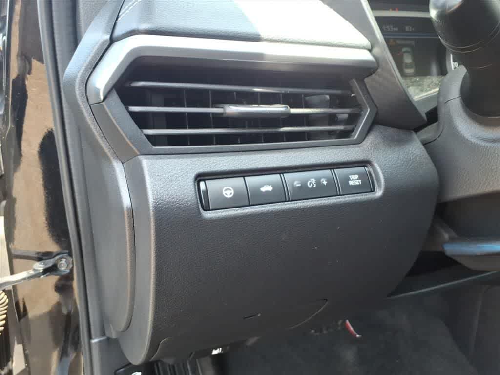 Thumbnail: 2019 Nissan Altima - 13