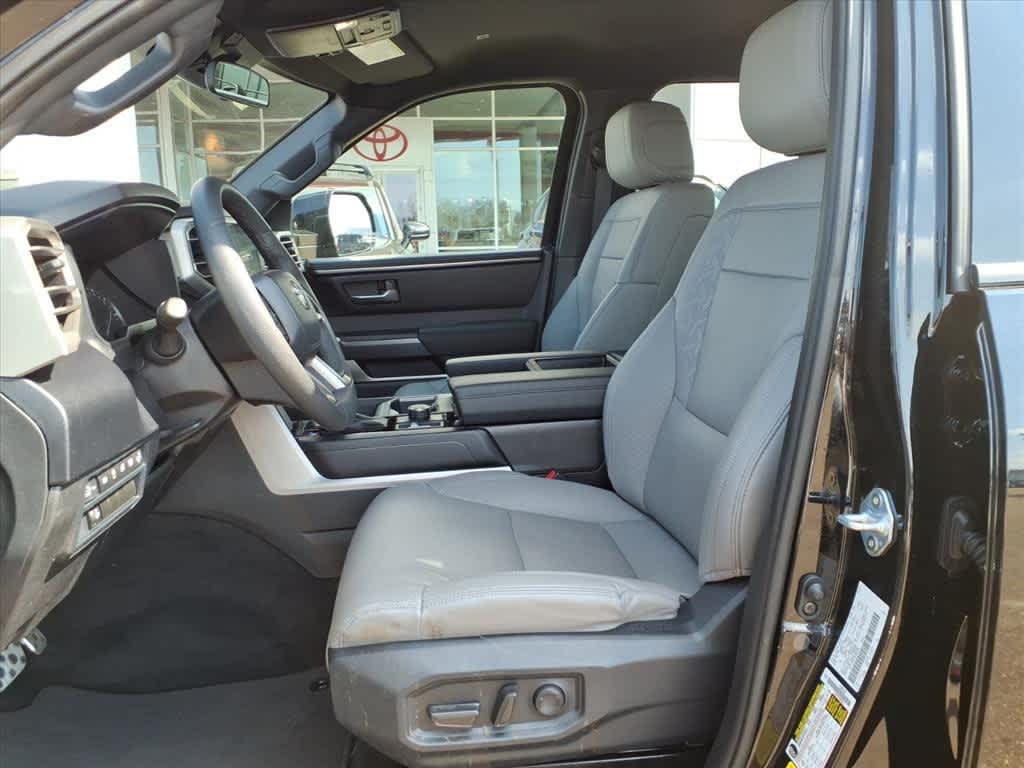 Thumbnail: 2025 Toyota Tundra - 25