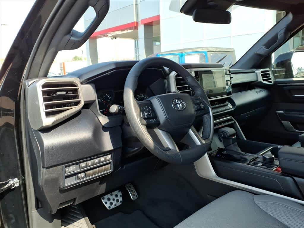 Thumbnail: 2025 Toyota Tundra - 10