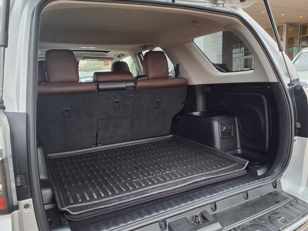 Thumbnail: 2022 Toyota 4Runner - 29