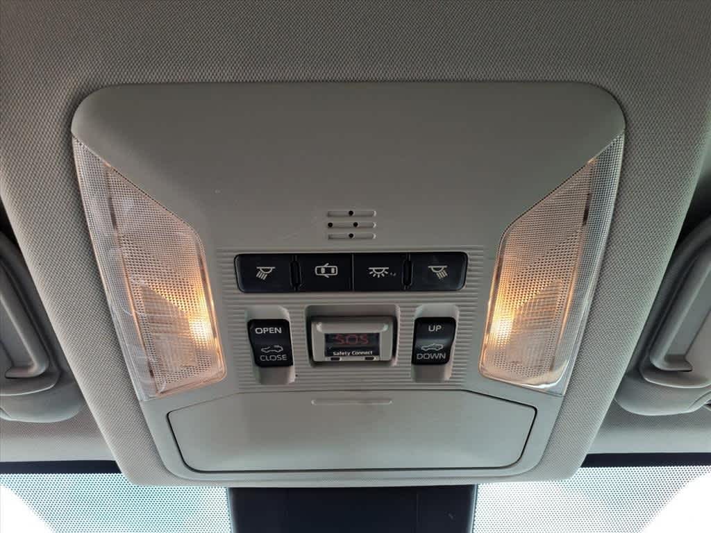 Thumbnail: 2019 Toyota RAV4 - 24