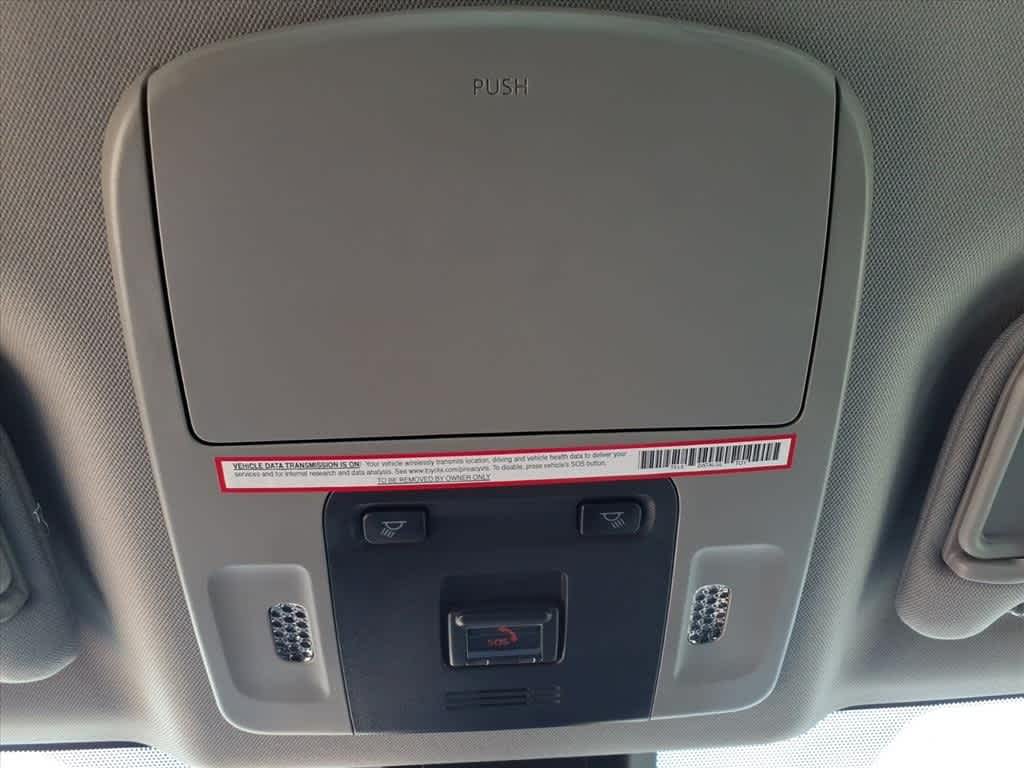 Thumbnail: 2023 Toyota Camry - 23