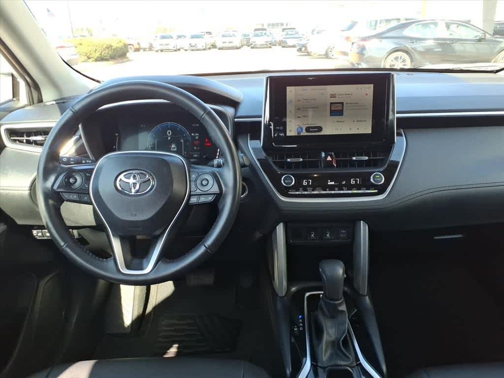 Thumbnail: 2023 Toyota Corolla Cross - 9