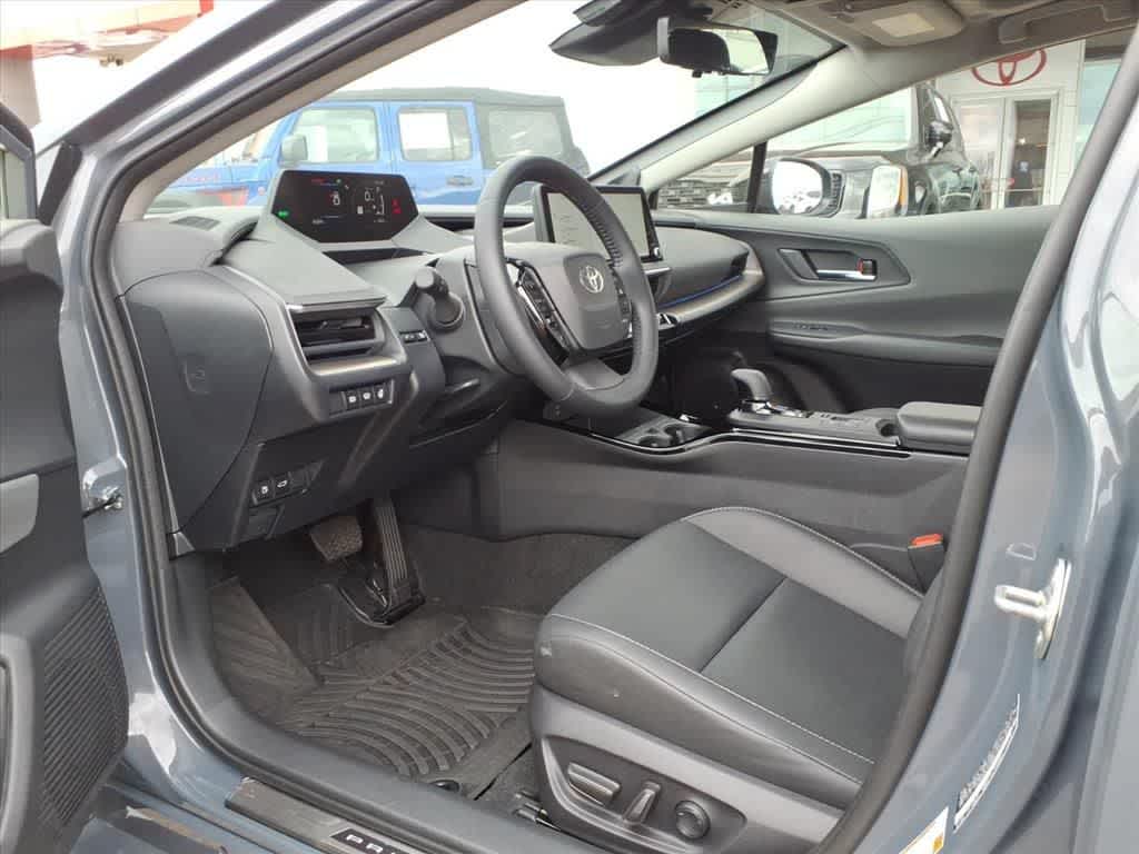 Thumbnail: 2025 Toyota Prius - 27