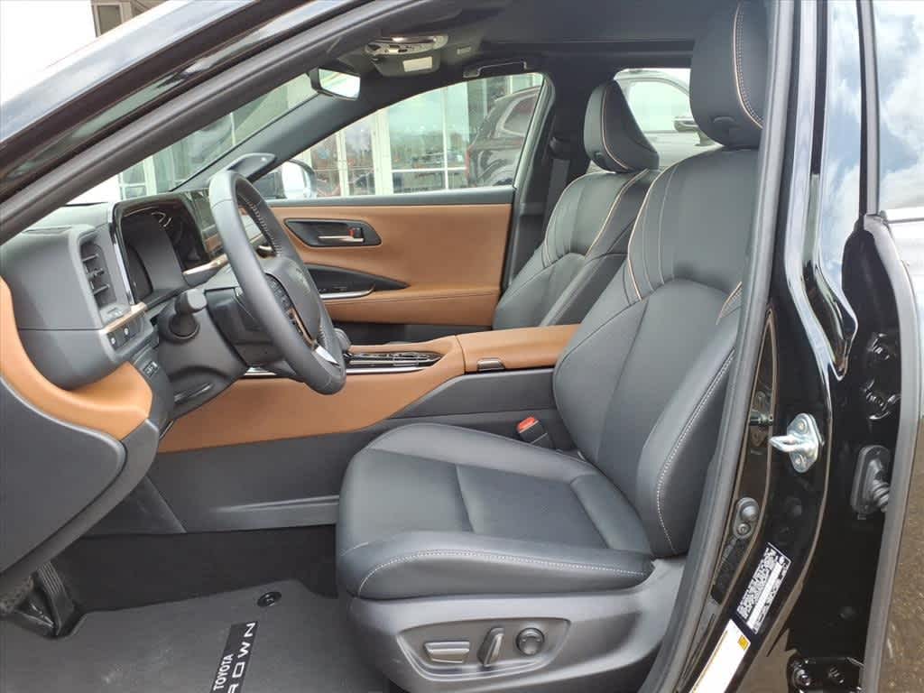 Thumbnail: 2025 Toyota Crown - 25