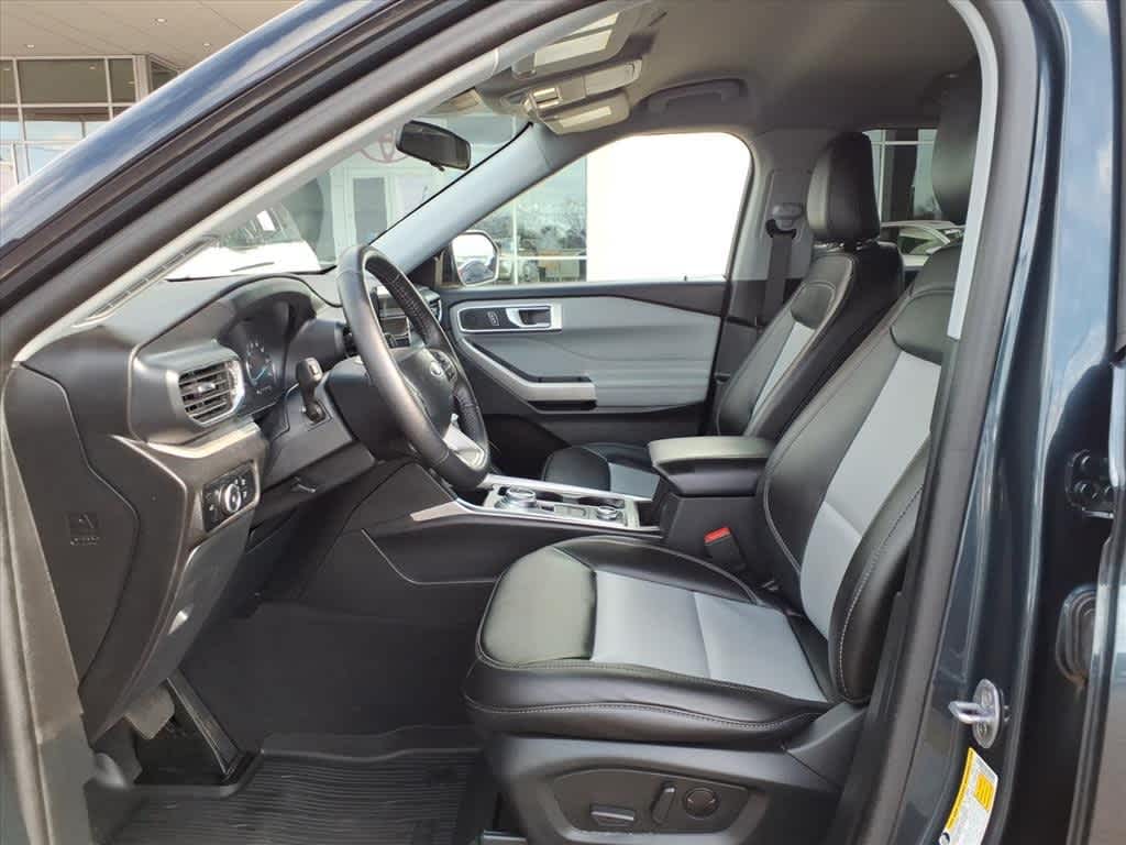 Thumbnail: 2024 Ford Explorer - 25