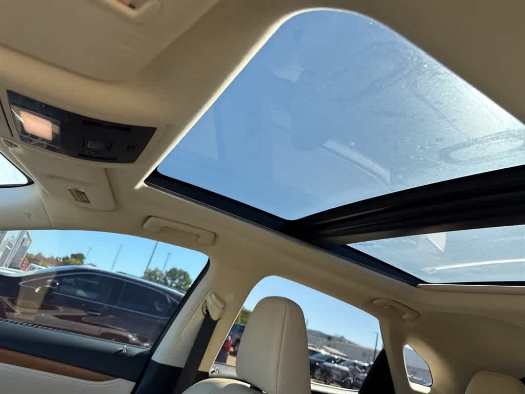 Thumbnail: 2021 Lexus RX - 24