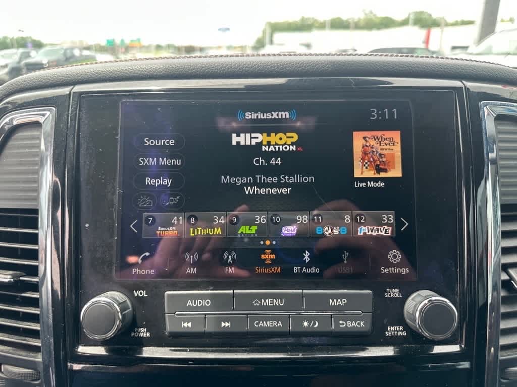 2021 Nissan Titan Platinum Reserve 18