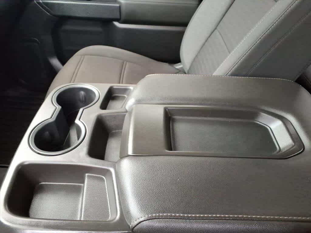 Thumbnail: 2020 Chevrolet Silverado 1500 - 22