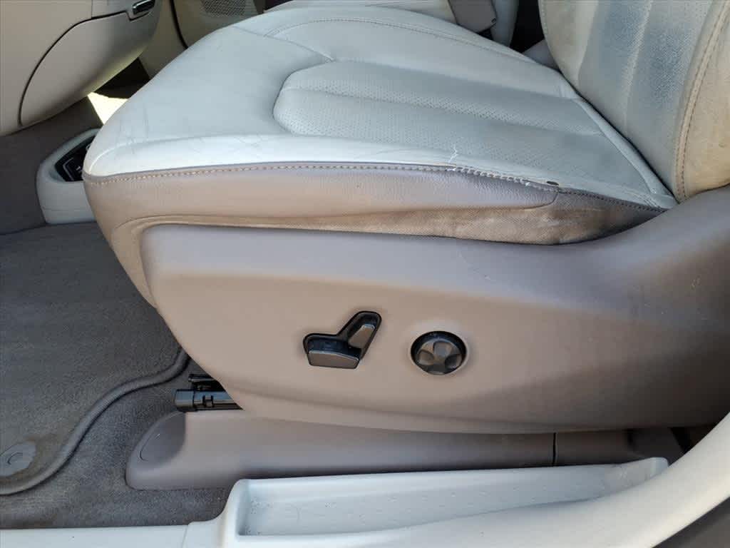 Thumbnail: 2019 Chrysler Pacifica - 12