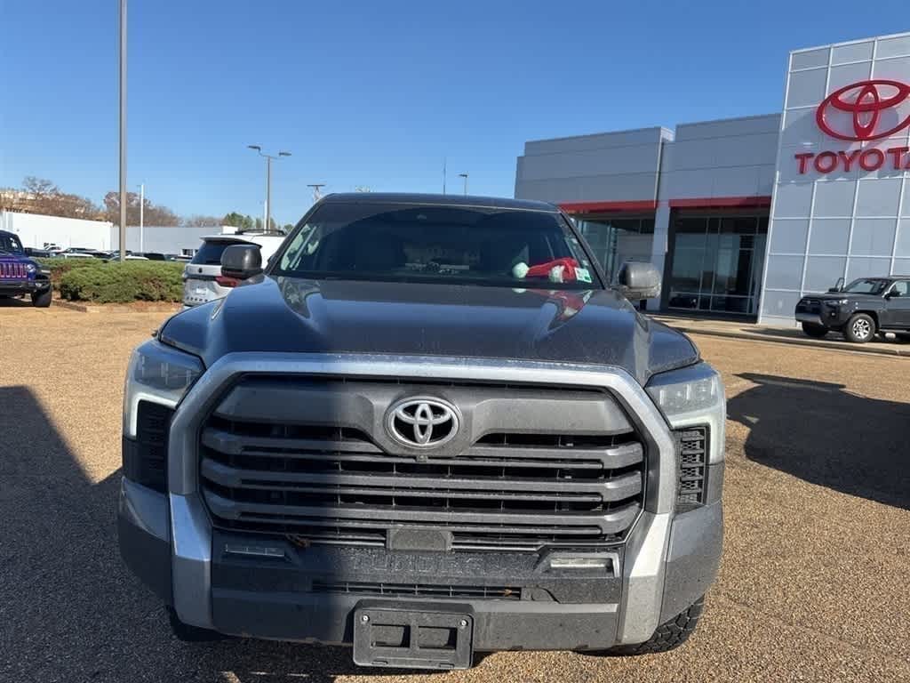 Thumbnail: 2024 Toyota Tundra - 2
