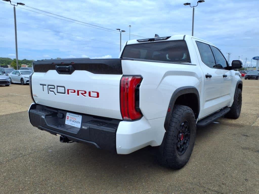 Thumbnail: 2022 Toyota Tundra - 5