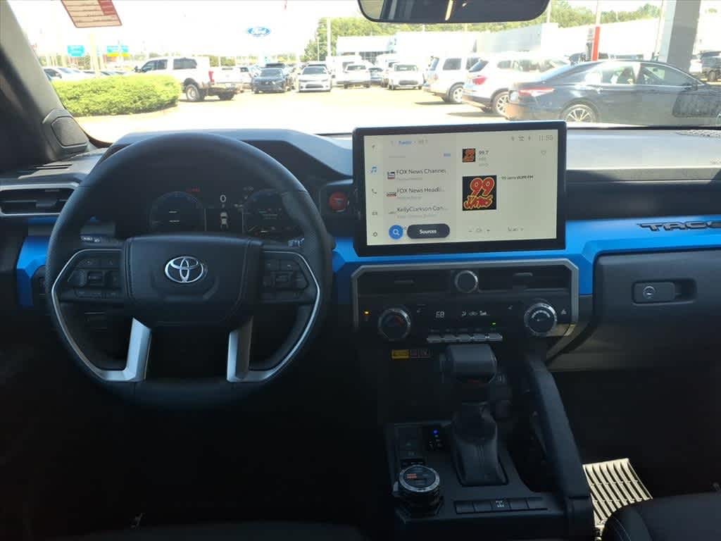 Thumbnail: 2025 Toyota Tacoma - 10