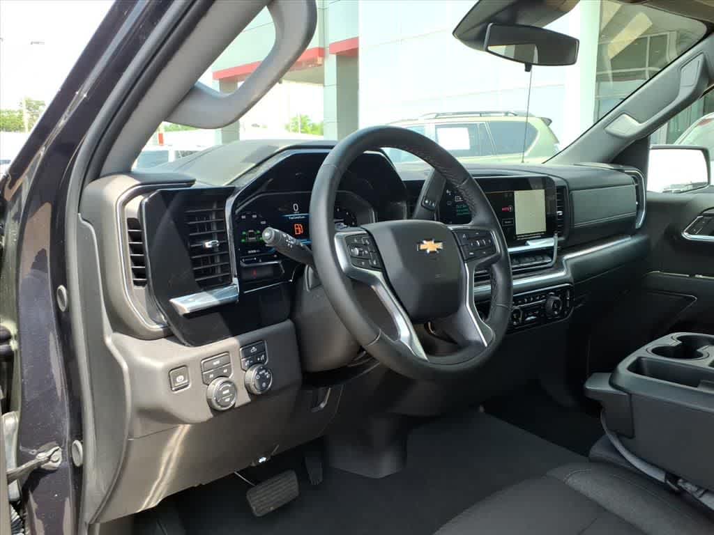 Thumbnail: 2024 Chevrolet Silverado 1500 - 11