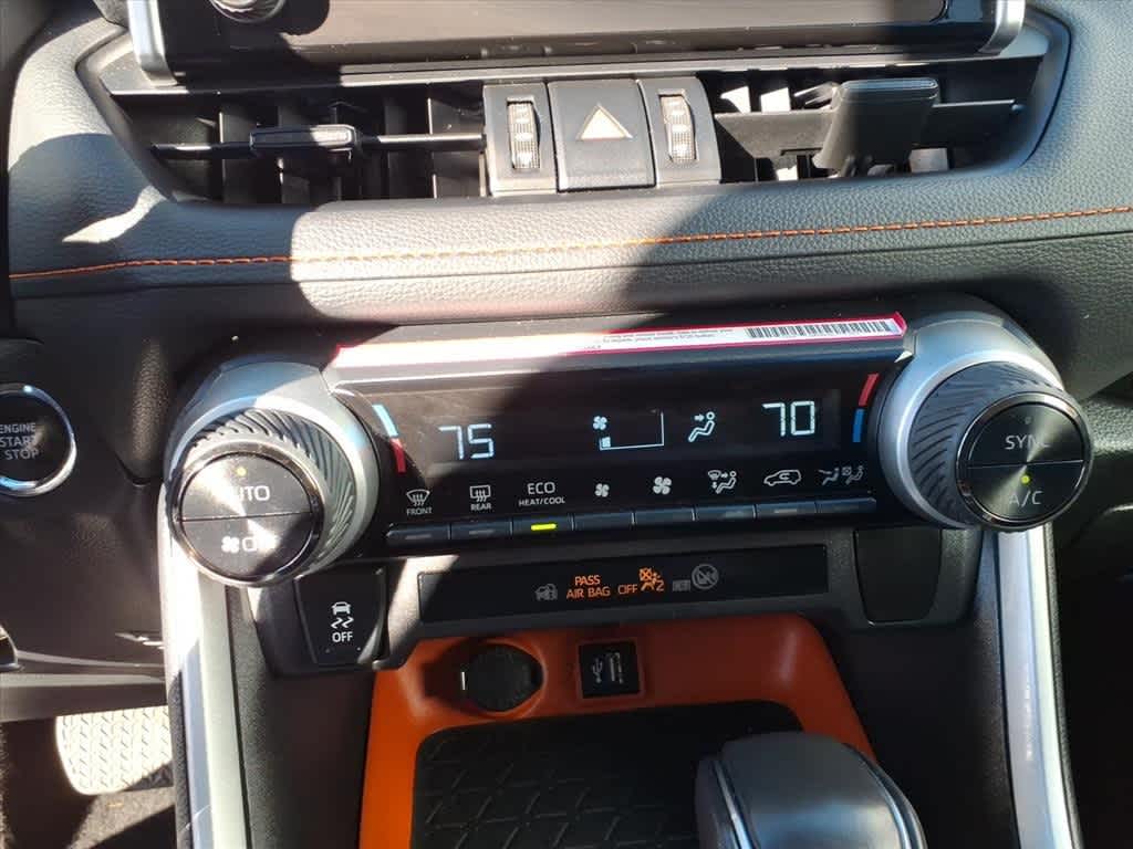 Thumbnail: 2024 Toyota RAV4 - 19