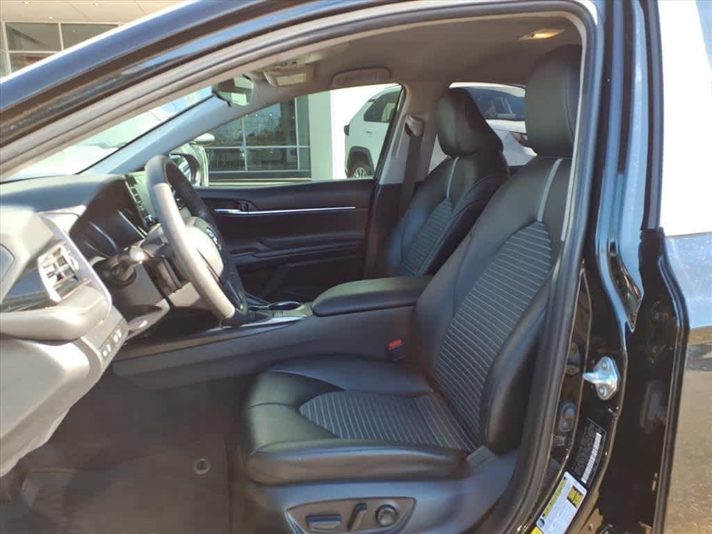 Thumbnail: 2023 Toyota Camry - 25