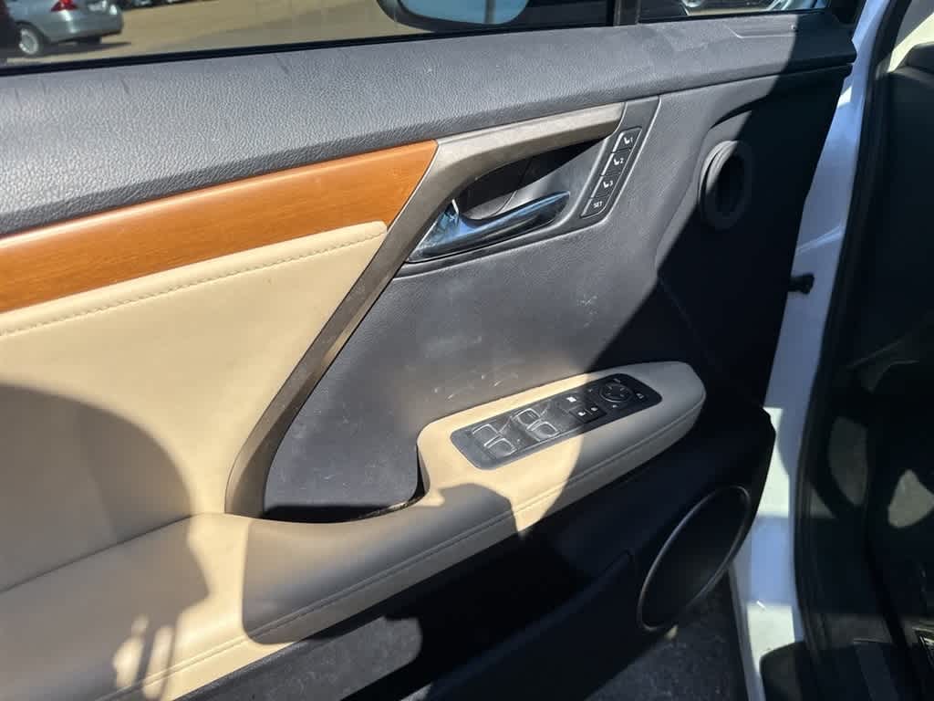 Thumbnail: 2021 Lexus RX - 16