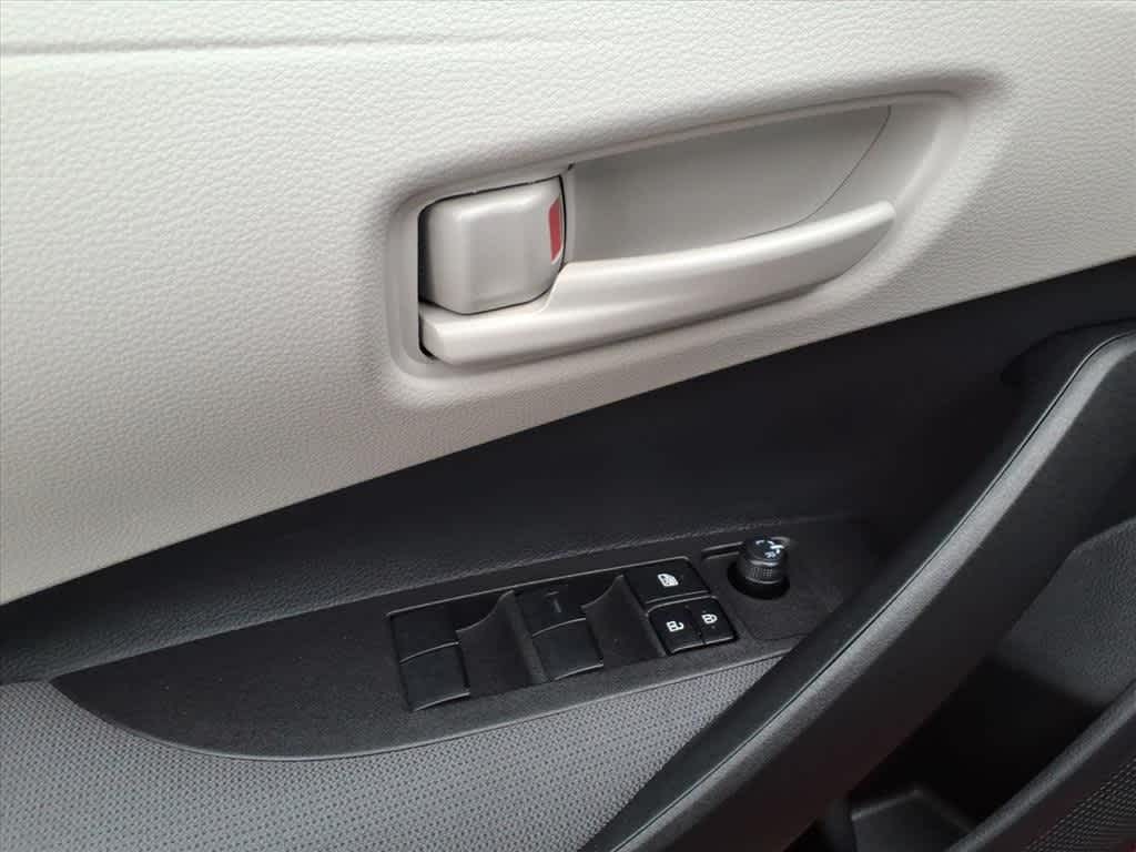 Thumbnail: 2025 Toyota Corolla - 12