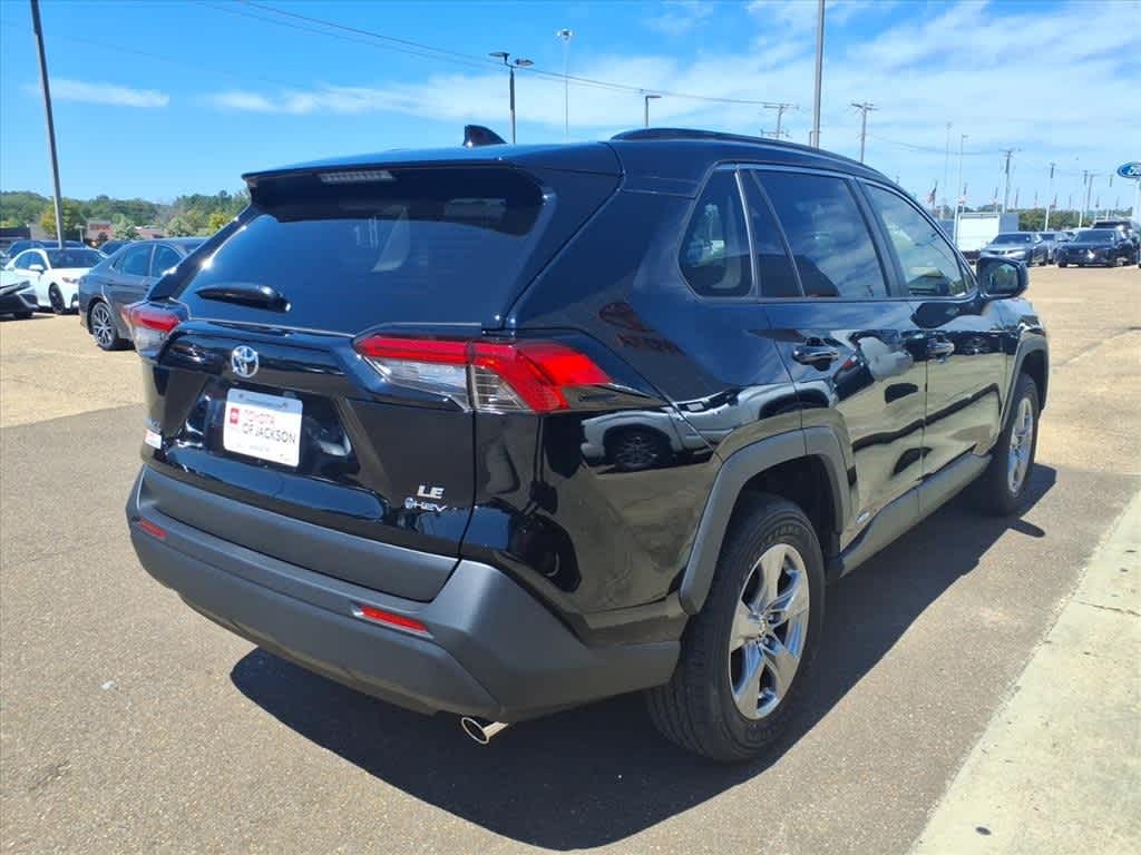 Thumbnail: 2025 Toyota RAV4 - 5