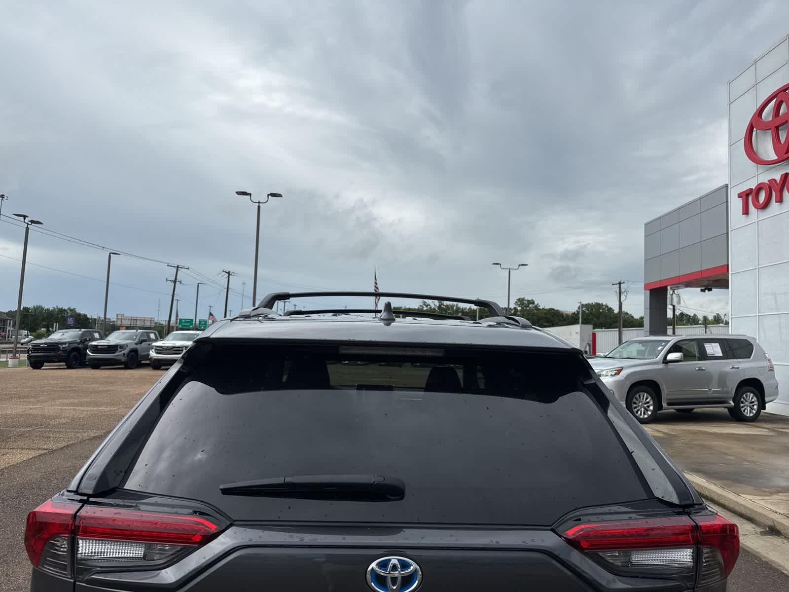 Thumbnail: 2023 Toyota RAV4 - 4