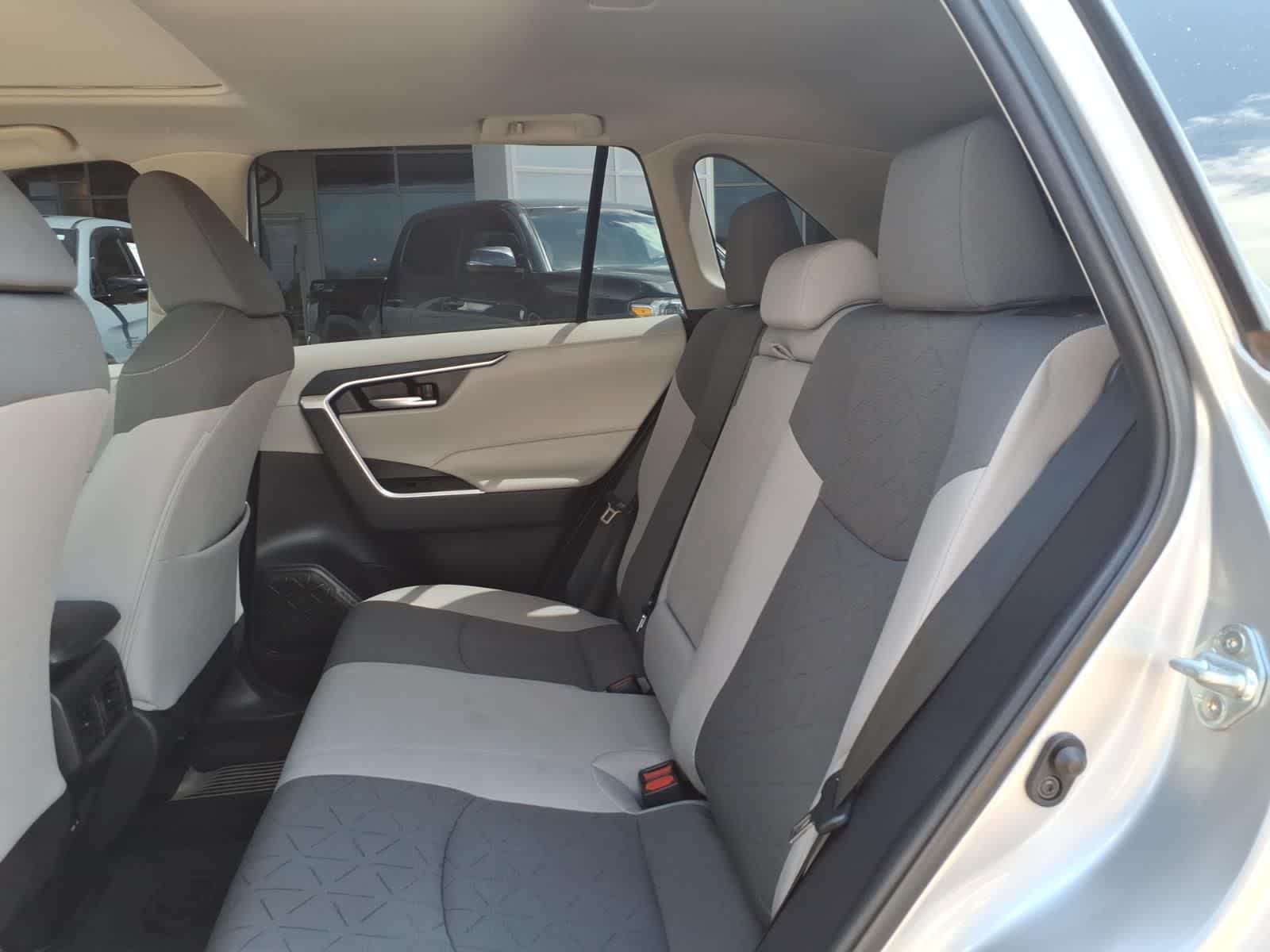 Thumbnail: 2023 Toyota RAV4 - 29