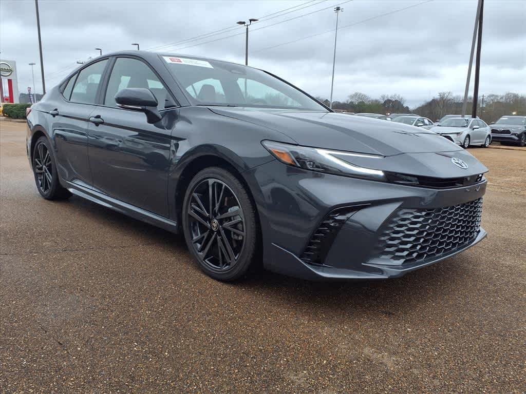 Thumbnail: 2025 Toyota Camry - 8