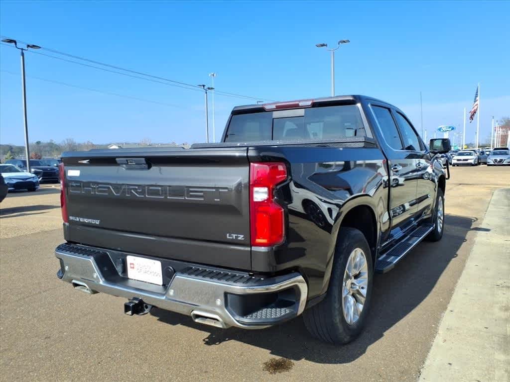 Thumbnail: 2022 Chevrolet Silverado 1500 - 5