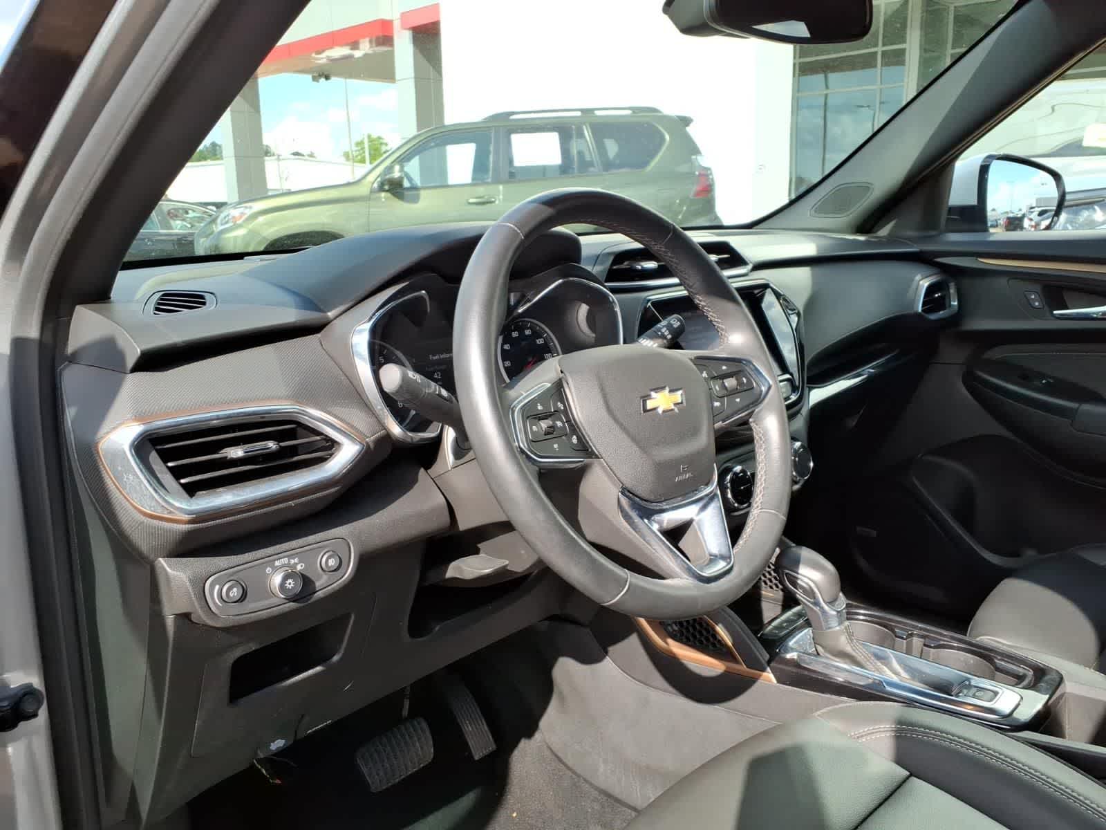 Thumbnail: 2023 Chevrolet TrailBlazer - 11