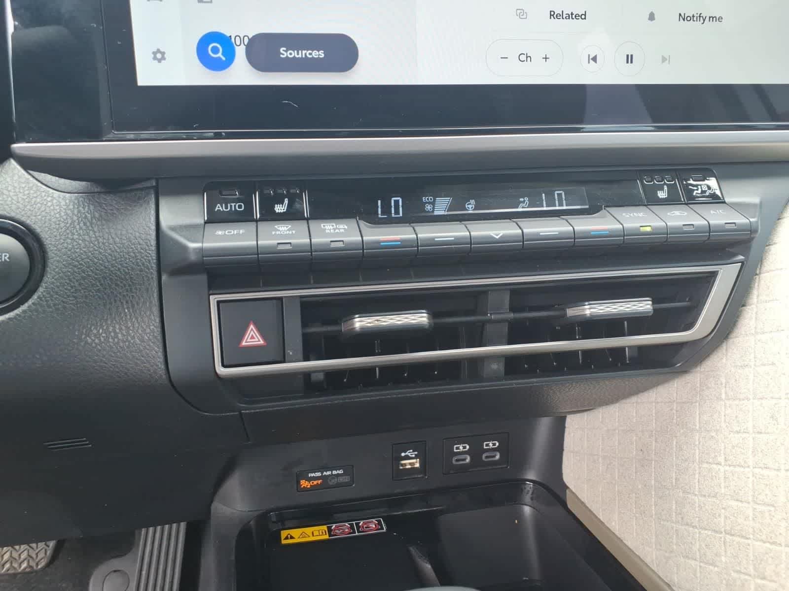 Thumbnail: 2025 Toyota Camry - 19