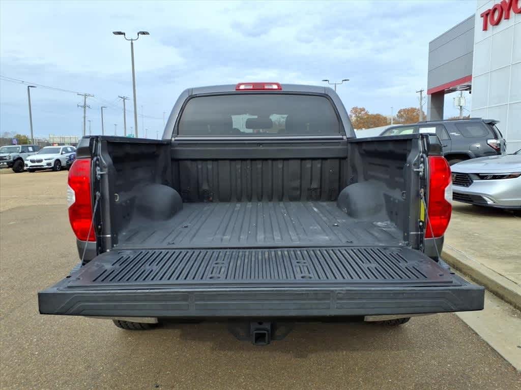 Thumbnail: 2019 Toyota Tundra - 8