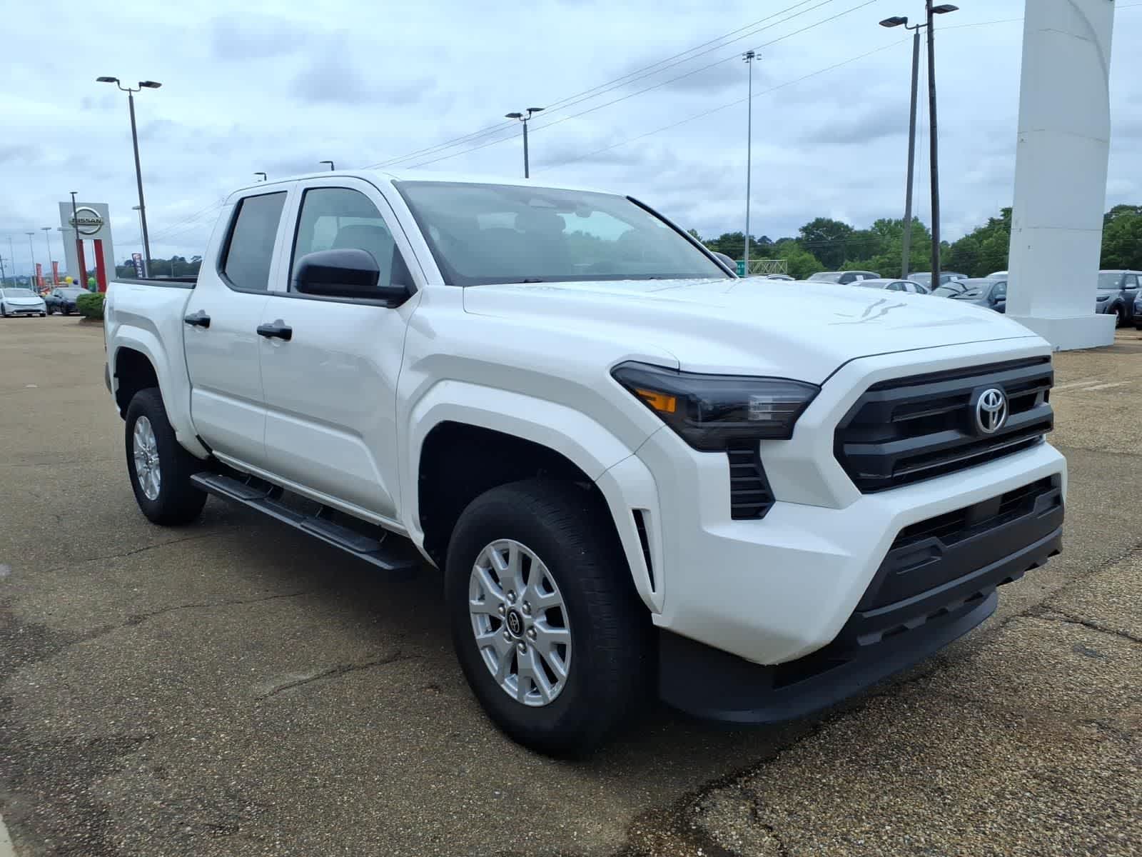 Thumbnail: 2025 Toyota Tacoma - 3