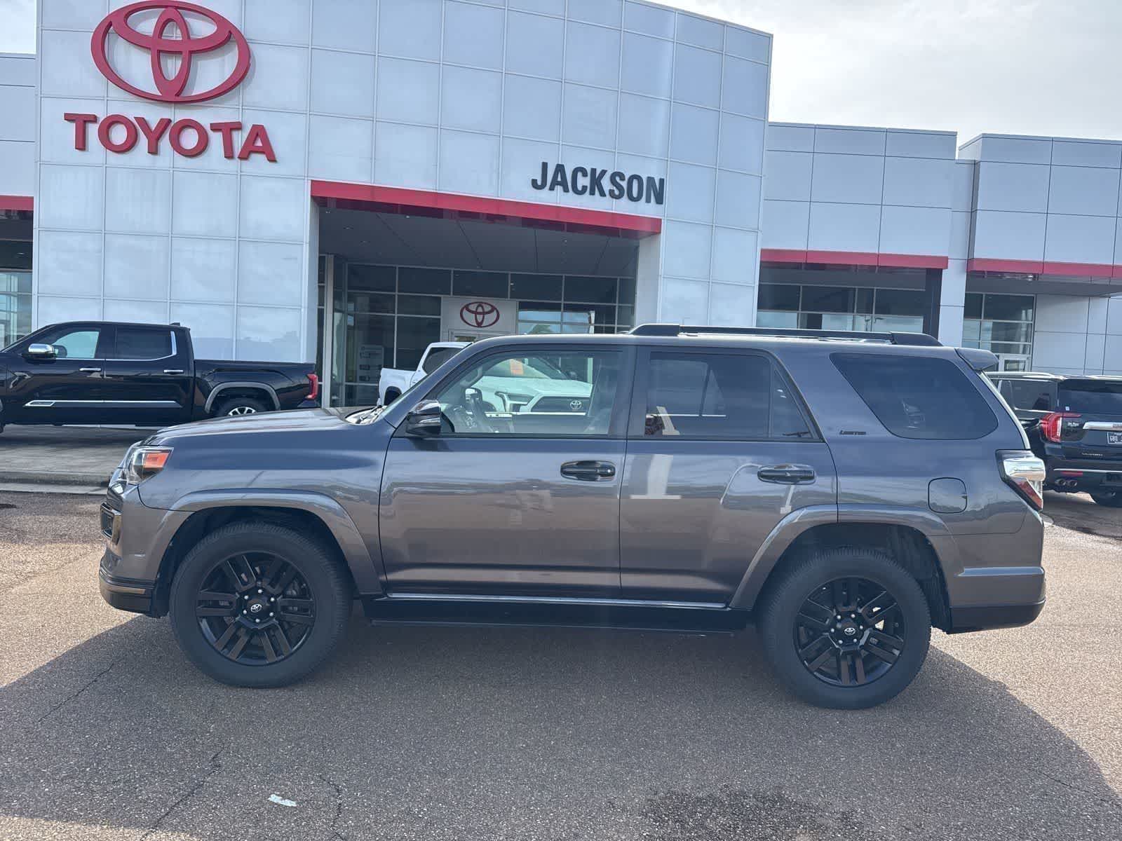 Thumbnail: 2019 Toyota 4Runner - 1