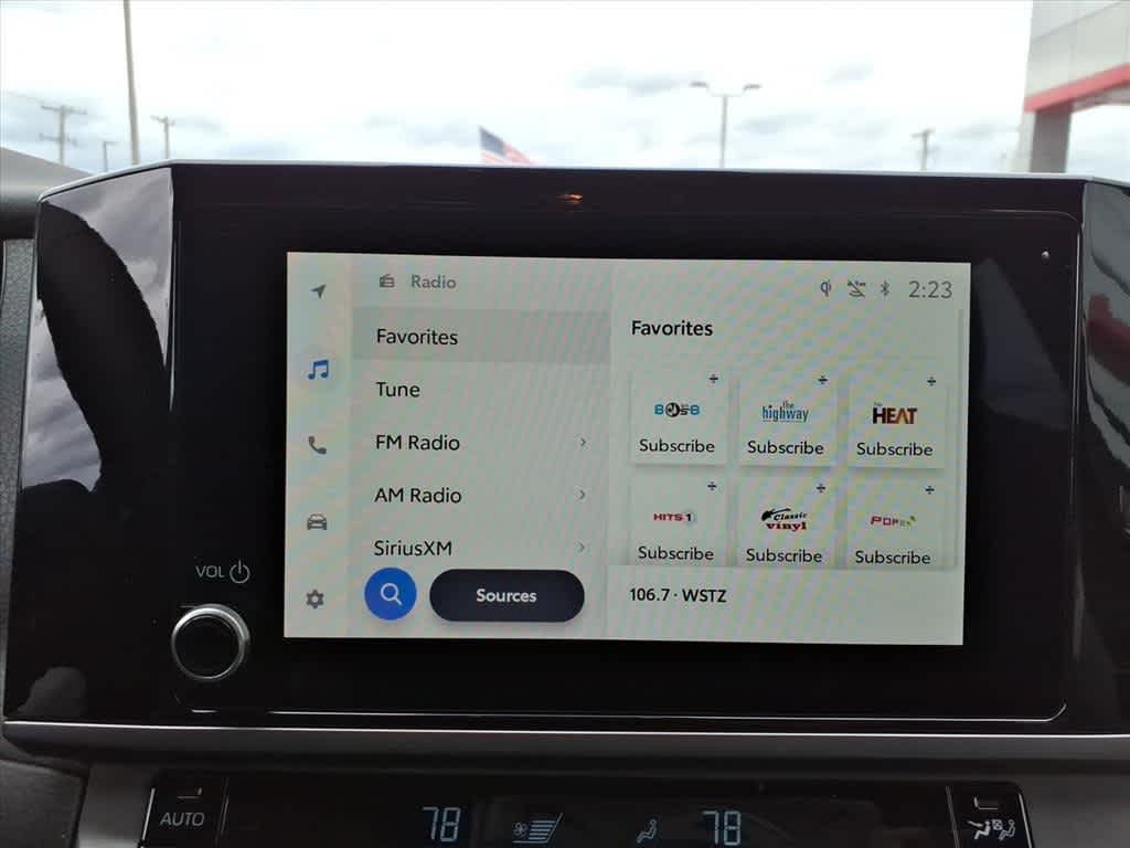 Thumbnail: 2025 Toyota Camry - 18