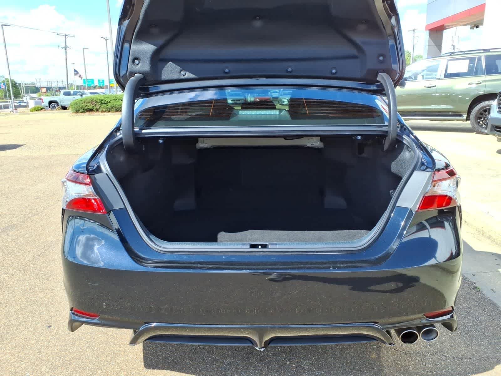 Thumbnail: 2024 Toyota Camry - 8