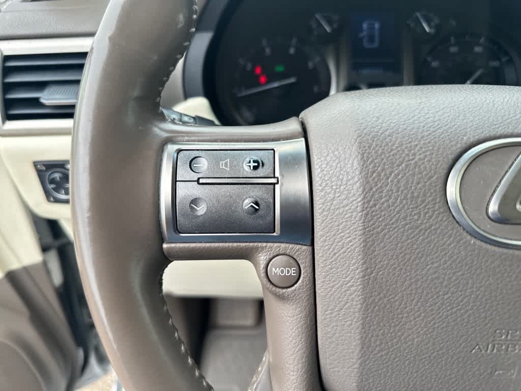Thumbnail: 2014 Lexus GX - 14