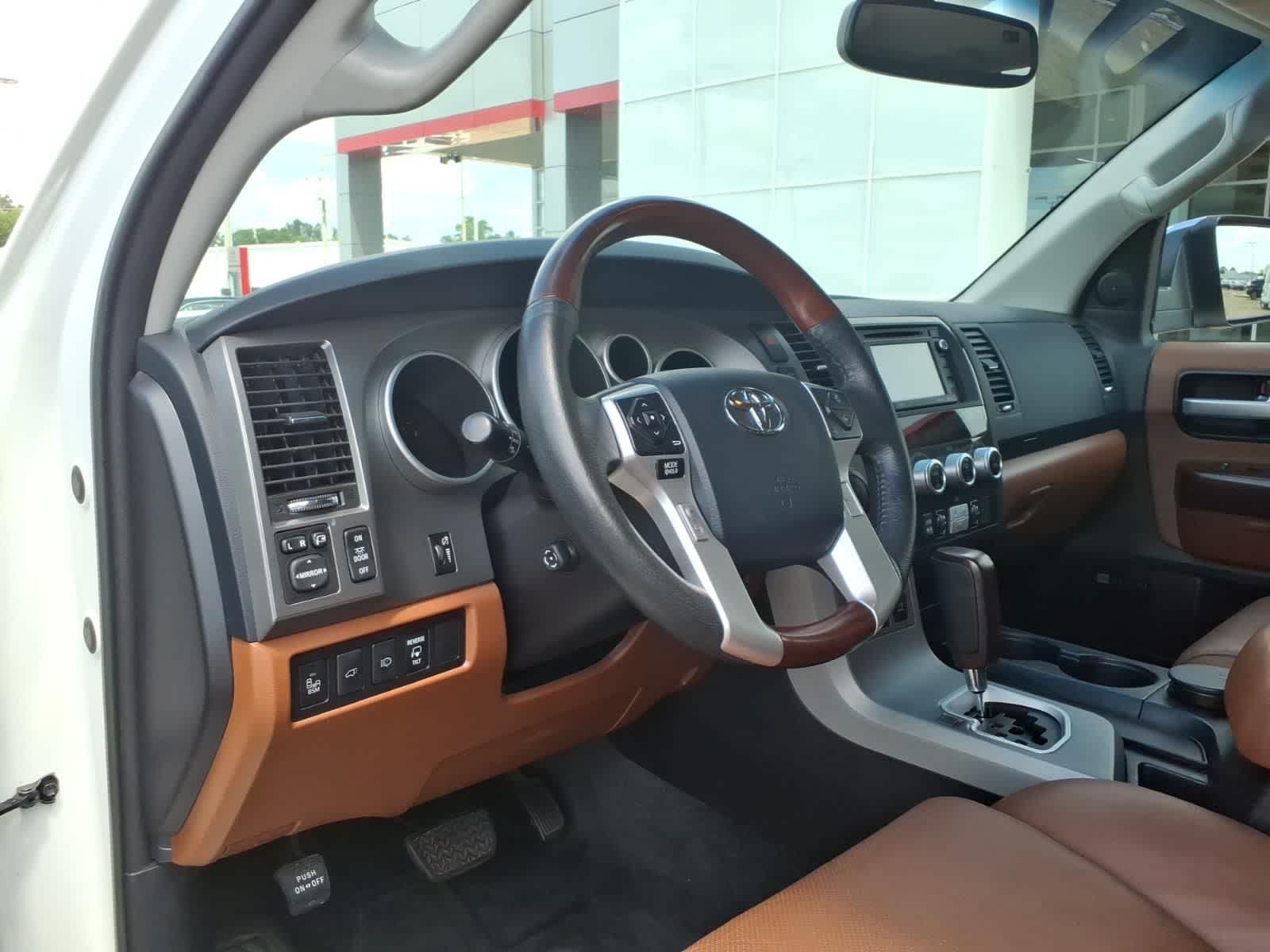 Thumbnail: 2017 Toyota Sequoia - 11