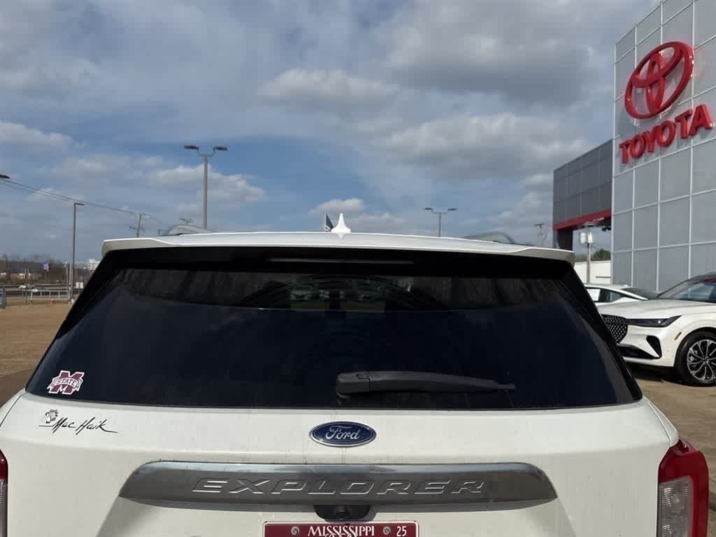 Thumbnail: 2020 Ford Explorer - 7