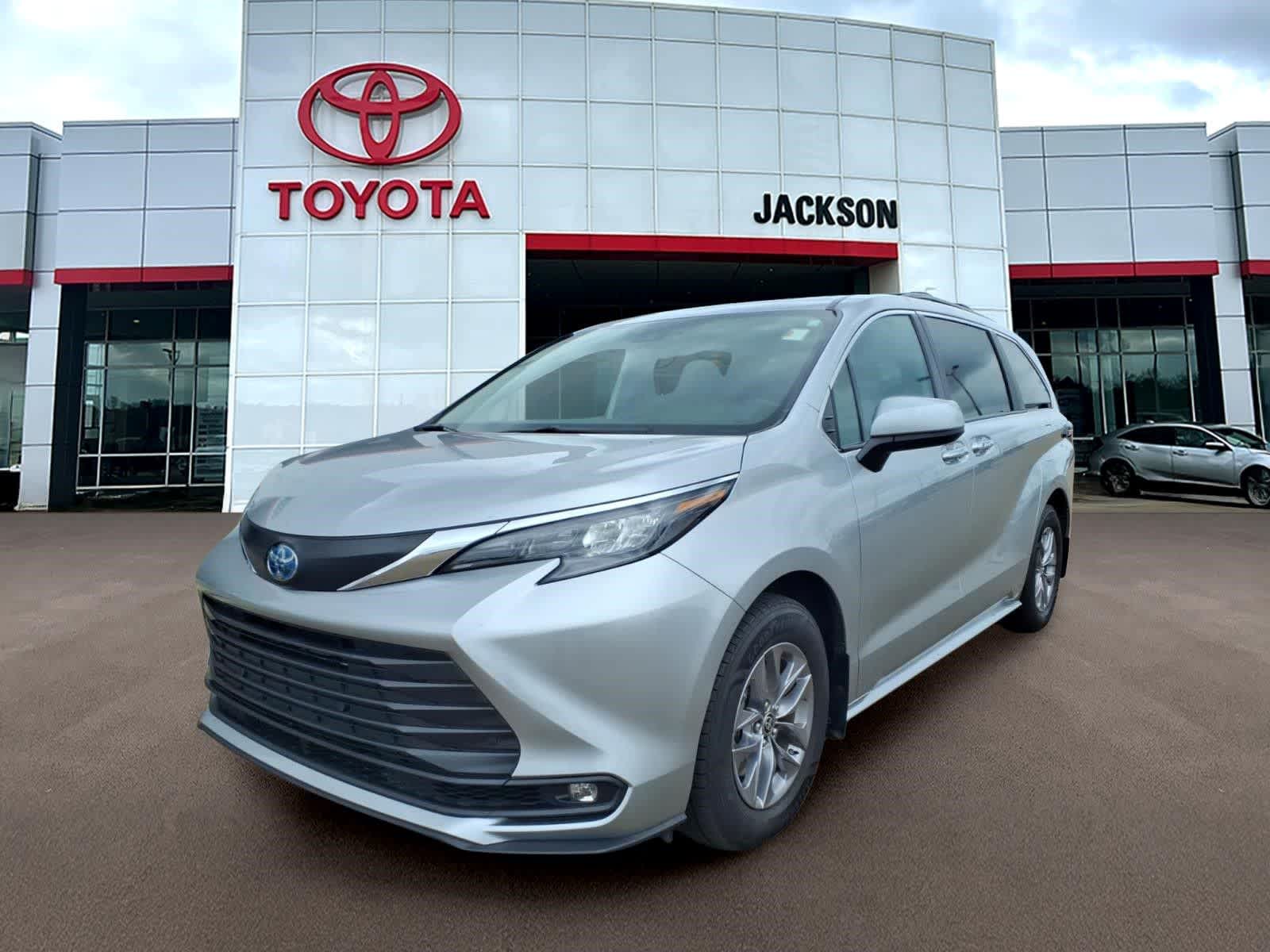 Thumbnail: 2025 Toyota Sienna - 1