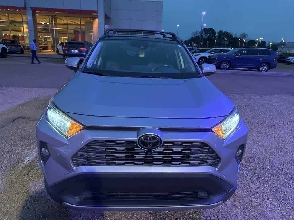 Thumbnail: 2019 Toyota RAV4 - 2