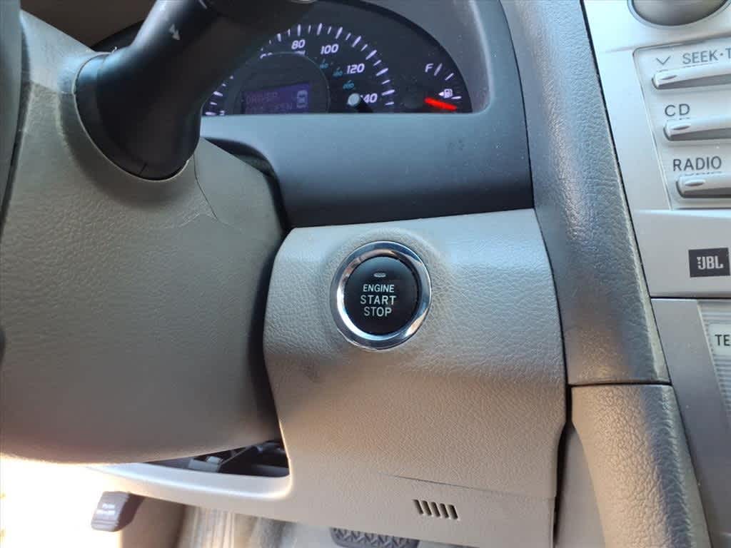 Thumbnail: 2011 Toyota Camry - 17