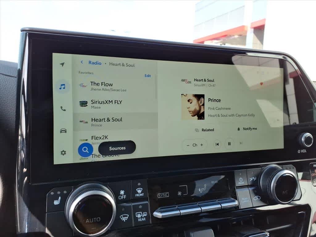 Thumbnail: 2026 Toyota Highlander - 19