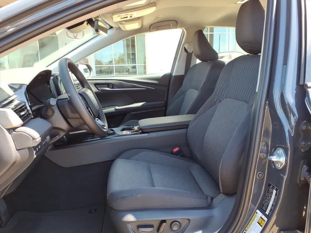 Thumbnail: 2026 Toyota Camry - 25