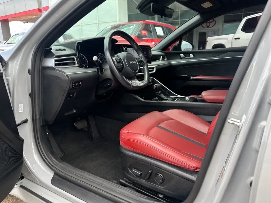 2023 Kia K5 GT-Line 24
