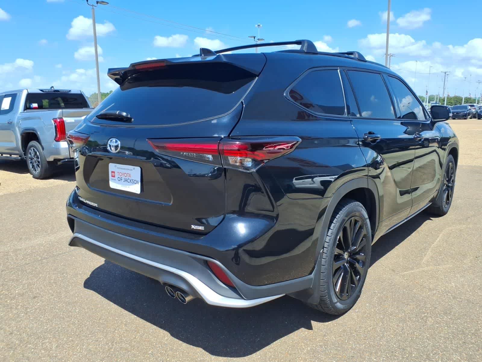 Thumbnail: 2024 Toyota Highlander - 5