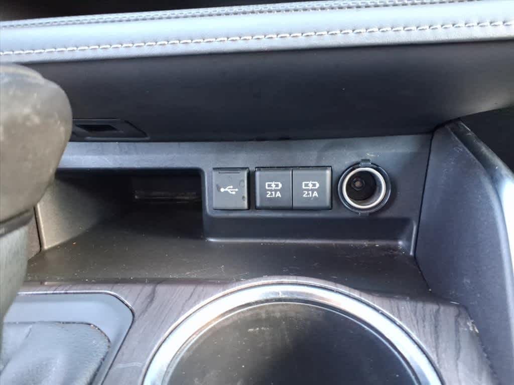 Thumbnail: 2020 Toyota Highlander - 21