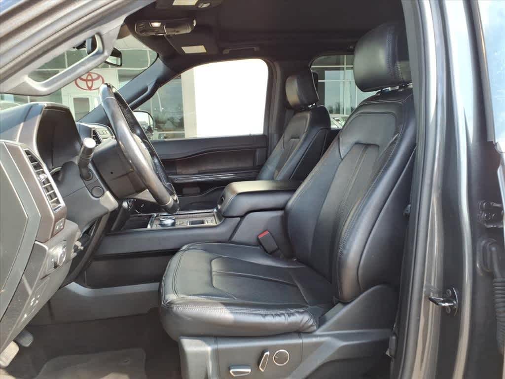Thumbnail: 2019 Ford Expedition - 25