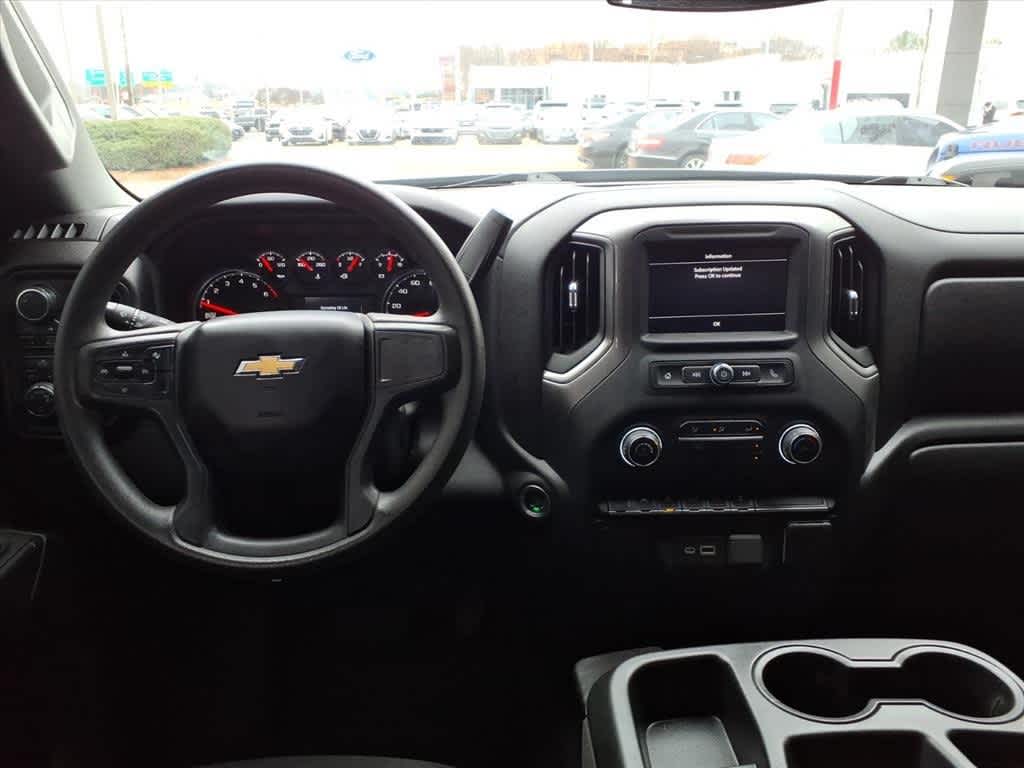 Thumbnail: 2024 Chevrolet Silverado 1500 - 10