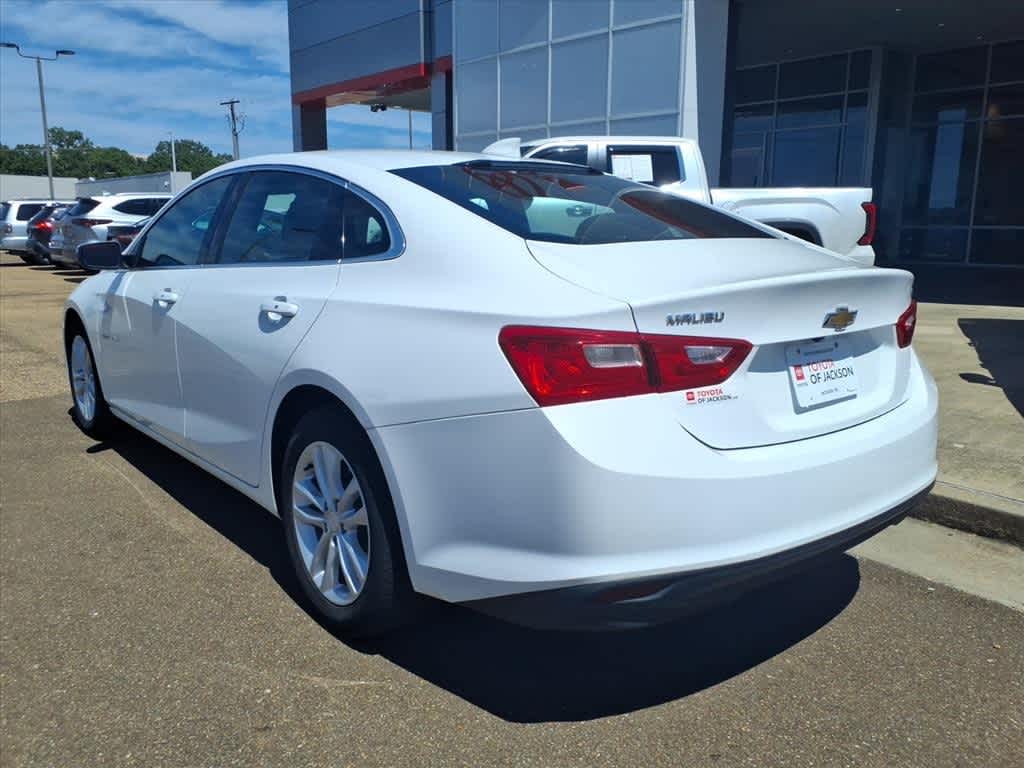 Thumbnail: 2018 Chevrolet Malibu - 7