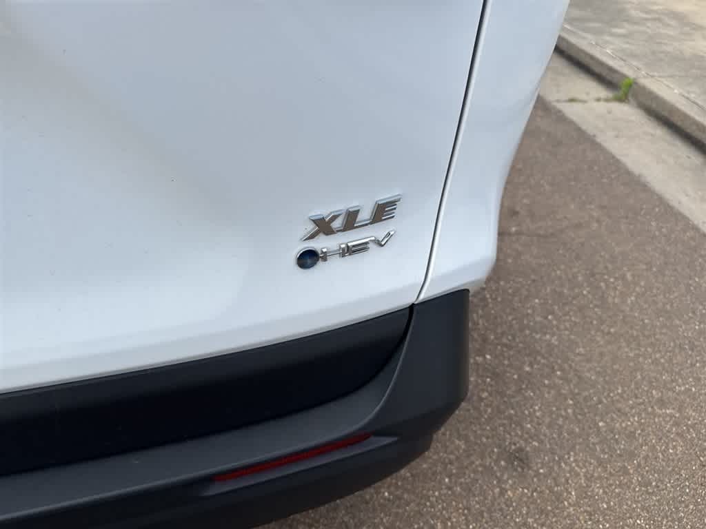 Thumbnail: 2025 Toyota RAV4 - 6