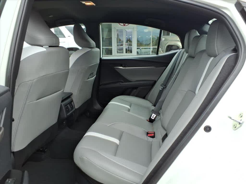 Thumbnail: 2025 Toyota Camry - 27